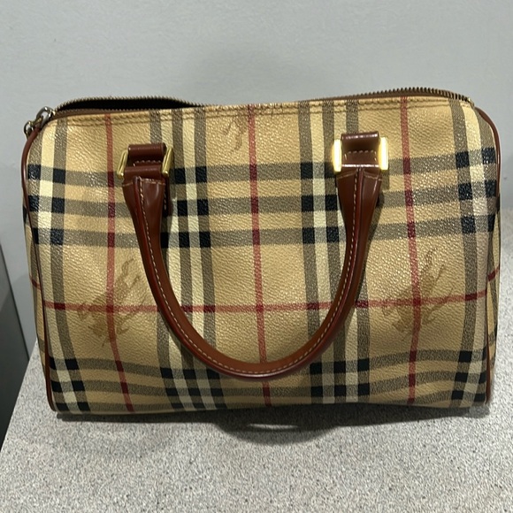 Selling my used Burberry tote bag. Some wear and tear by the handles. - Picture 1 of 6